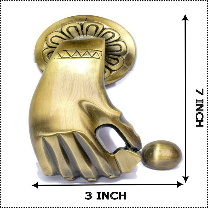 Beautifully Crafted Design Heavy Brass Antique Finish Width Hand Shape Door Knocker Brass Antique